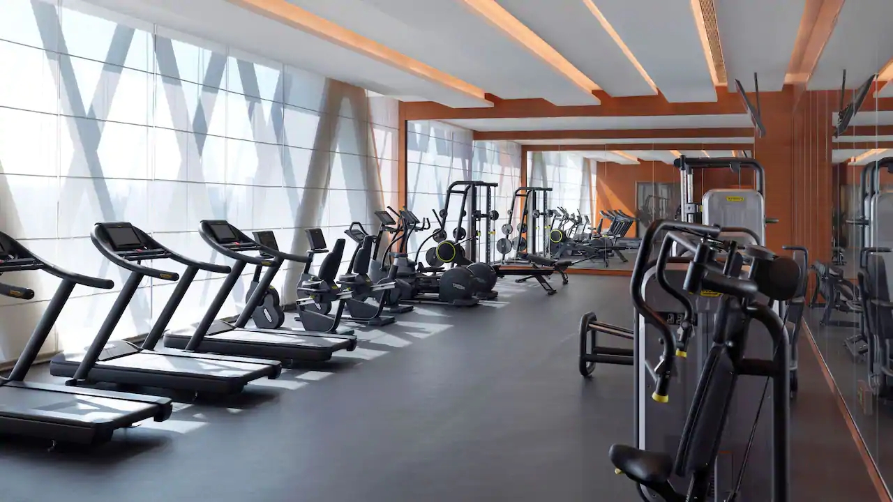 Hyatt-Regency-Zhenjiang-P021-Fitness-Center.16x9.webp.jpg
